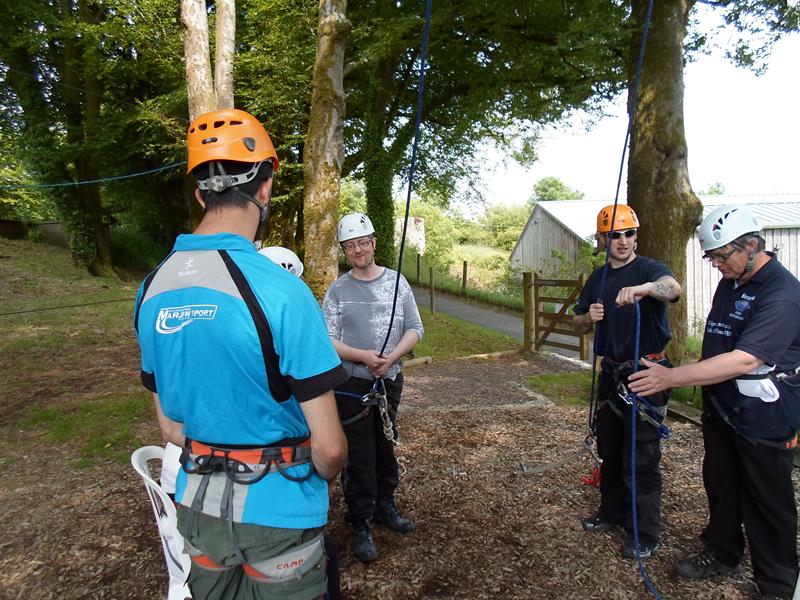 Ed, Andrew, Nick,  Alun and Ernest  preparing the ropes for the crate stacking